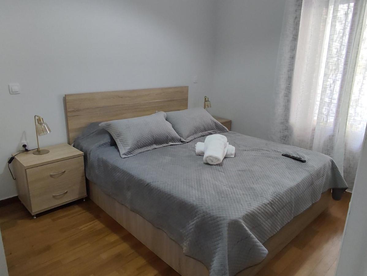 נפפקטוס Dr. J. Spon Apartment מראה חיצוני תמונה