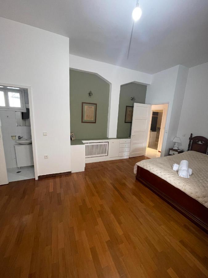 נפפקטוס Dr. J. Spon Apartment מראה חיצוני תמונה
